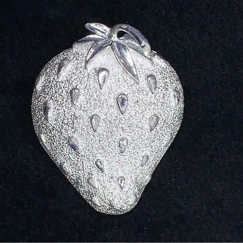Vintage Sarah Coventry Large Strawberry Brooch Pin Cottagecore Silver Signed